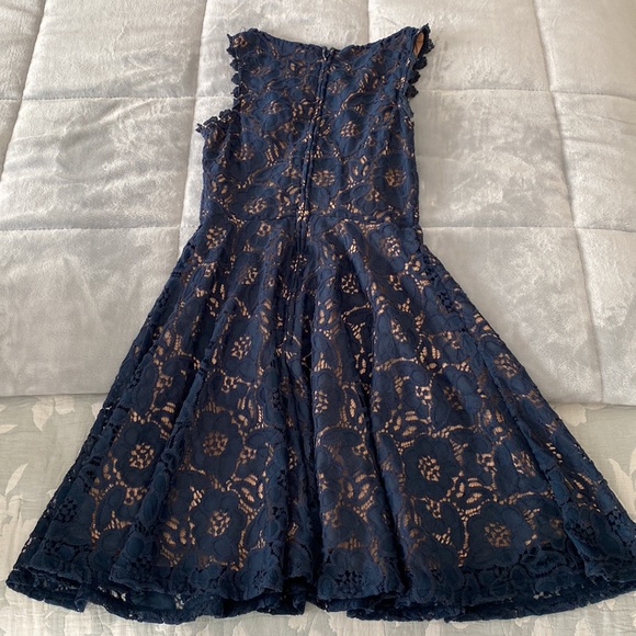 Juniors formal dress blue lace - Picture 4 of 7